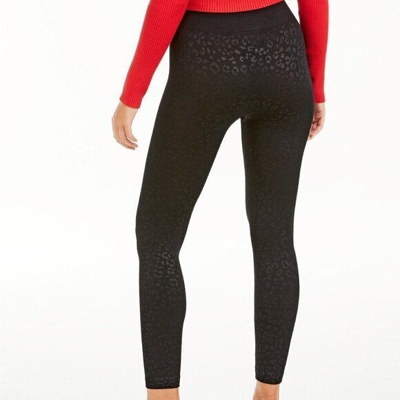 L238 INC Embossed Animal-Print Leggings - Picture 2 of 2